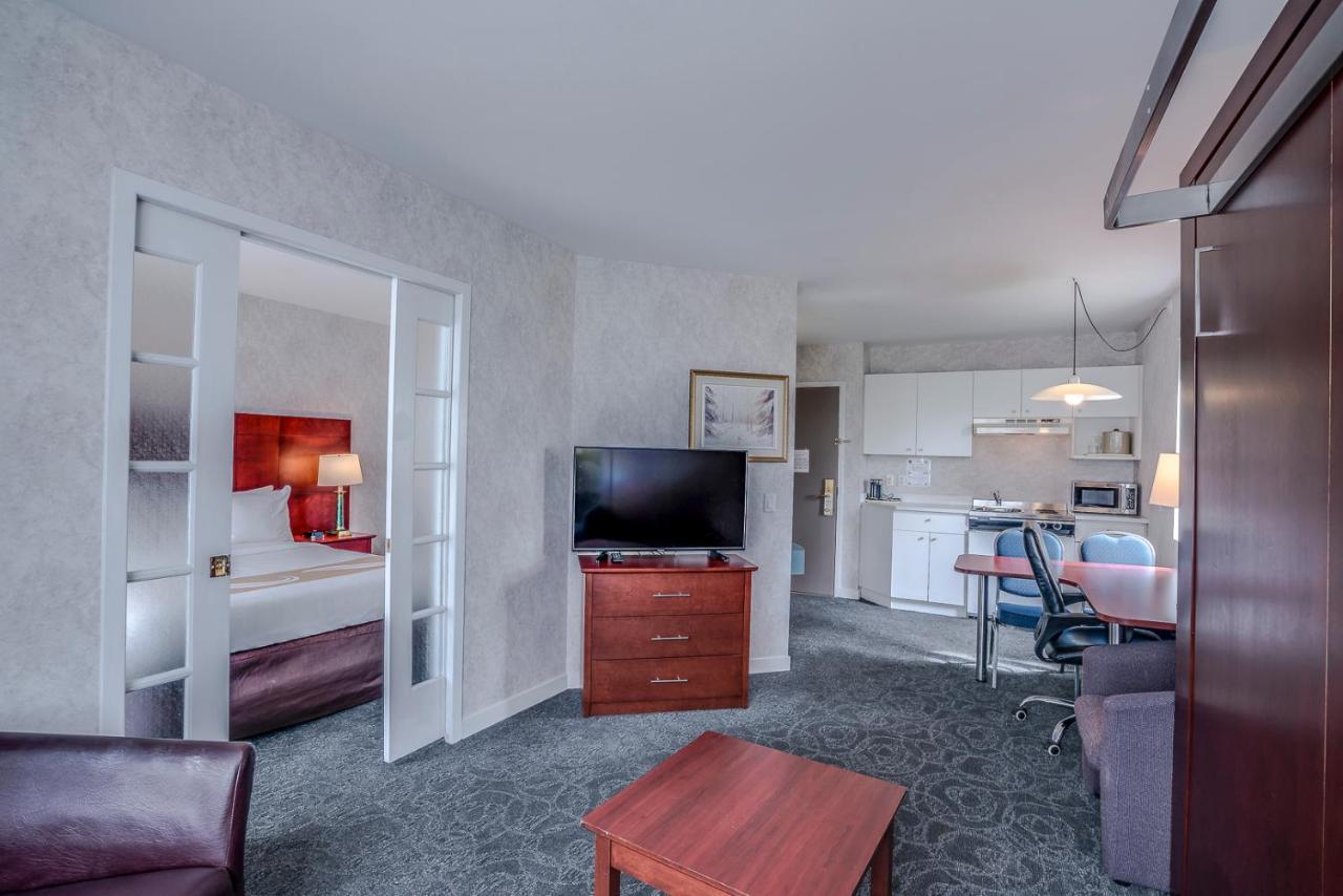 Quality Suites Sainte-Anne-de-Beaupre Exterior photo