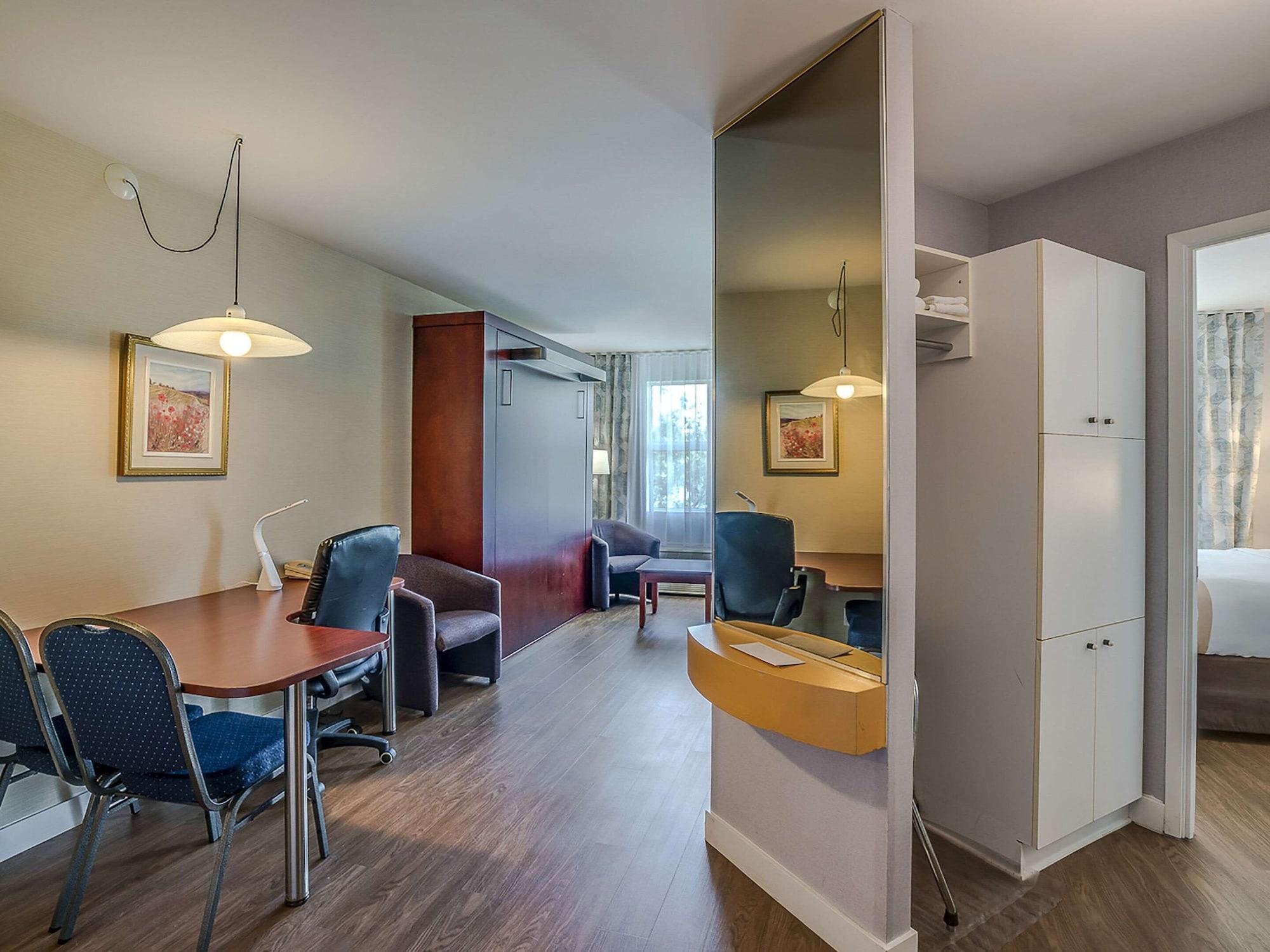 Quality Suites Sainte-Anne-de-Beaupre Exterior photo